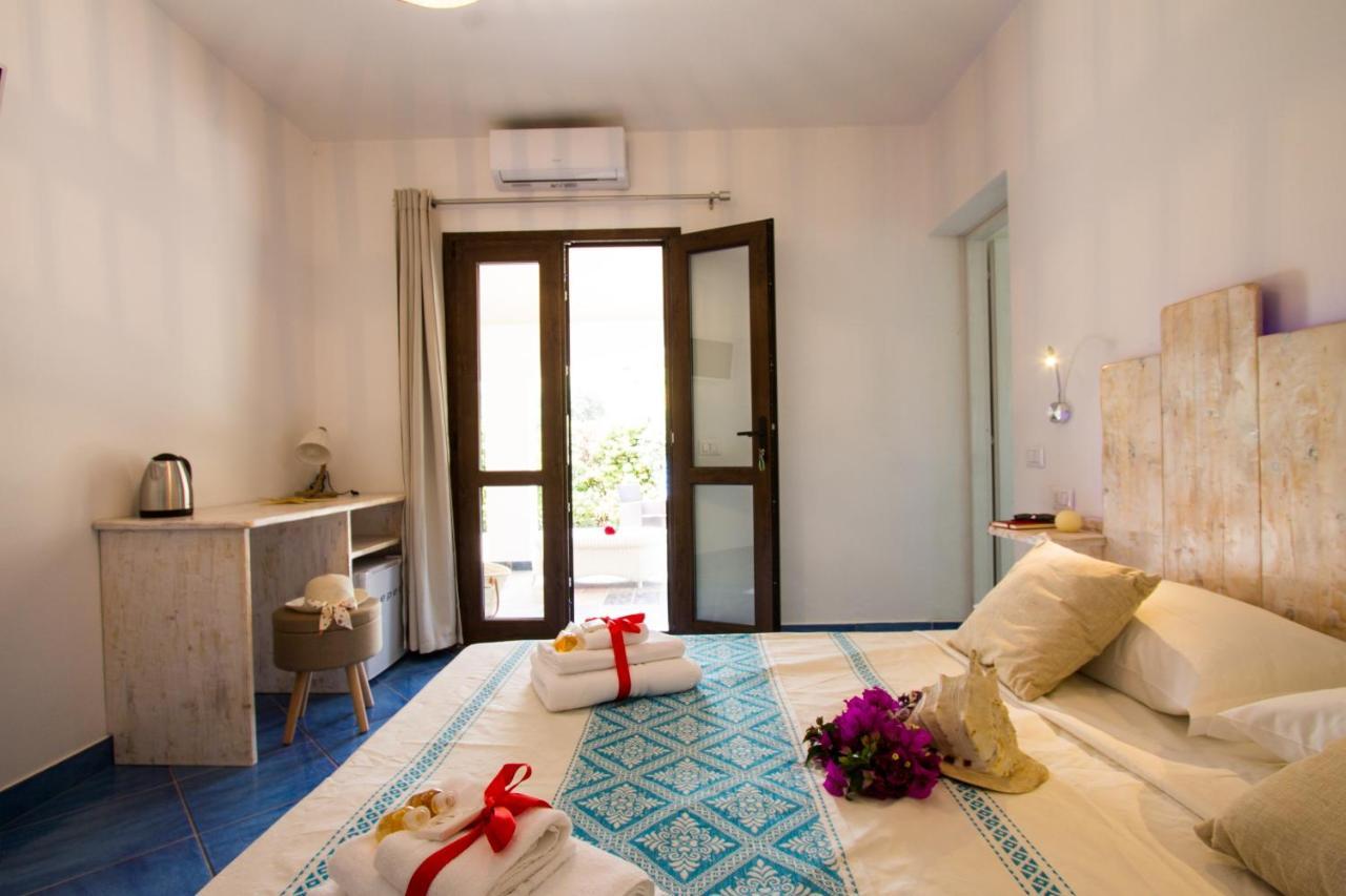 Suites Voce del Mare Tertenìa Exterior foto